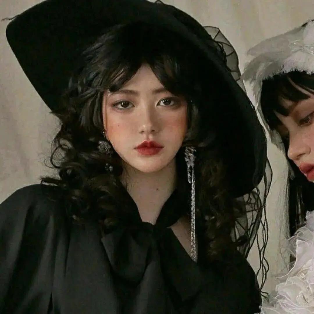 有没有特别酷的真人闺蜜头像呀