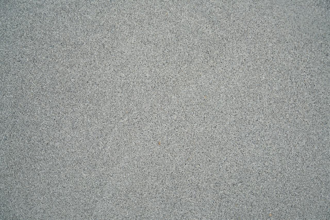 2. 水泥灰搭原木色