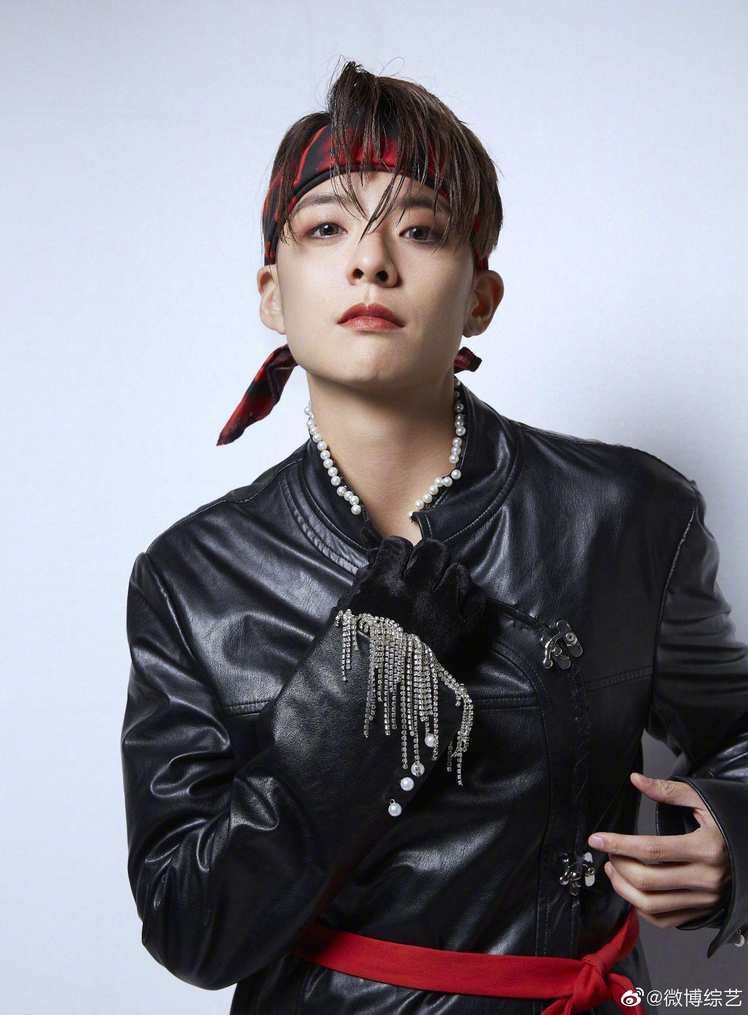 amber刘逸云有哪些好看的图? - 知乎