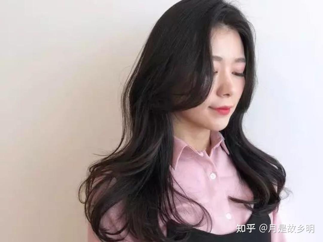 小县城女的做什么工作好(在县城女人什么行业前景好最赚钱)