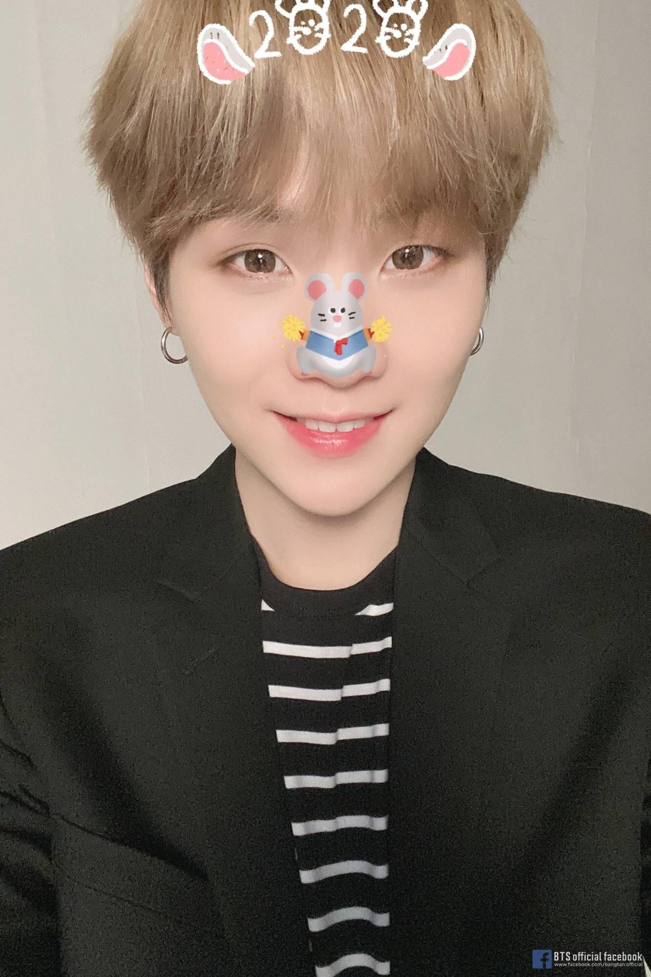 有没有闵玧其所有的自拍