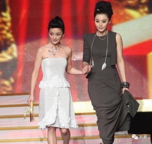 如何看待晚晚微博上发与范冰冰的合照? - 知乎