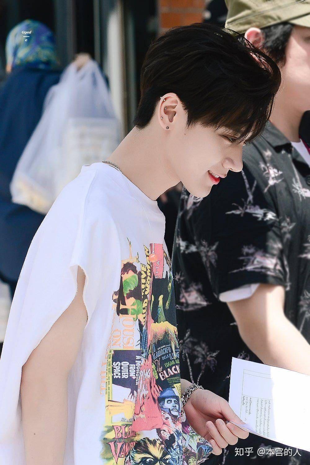 有没有条妹说一下nct的小哥哥ten李永钦