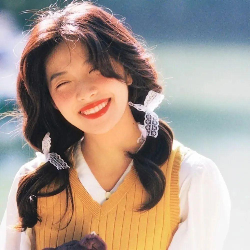 有没有很酷很拽的头像呀?(很酷很拽的图片女生)