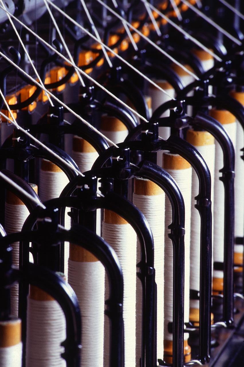 2. 材质成分分析