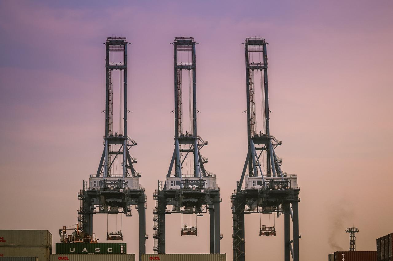 4. 珠港旅检楼导航