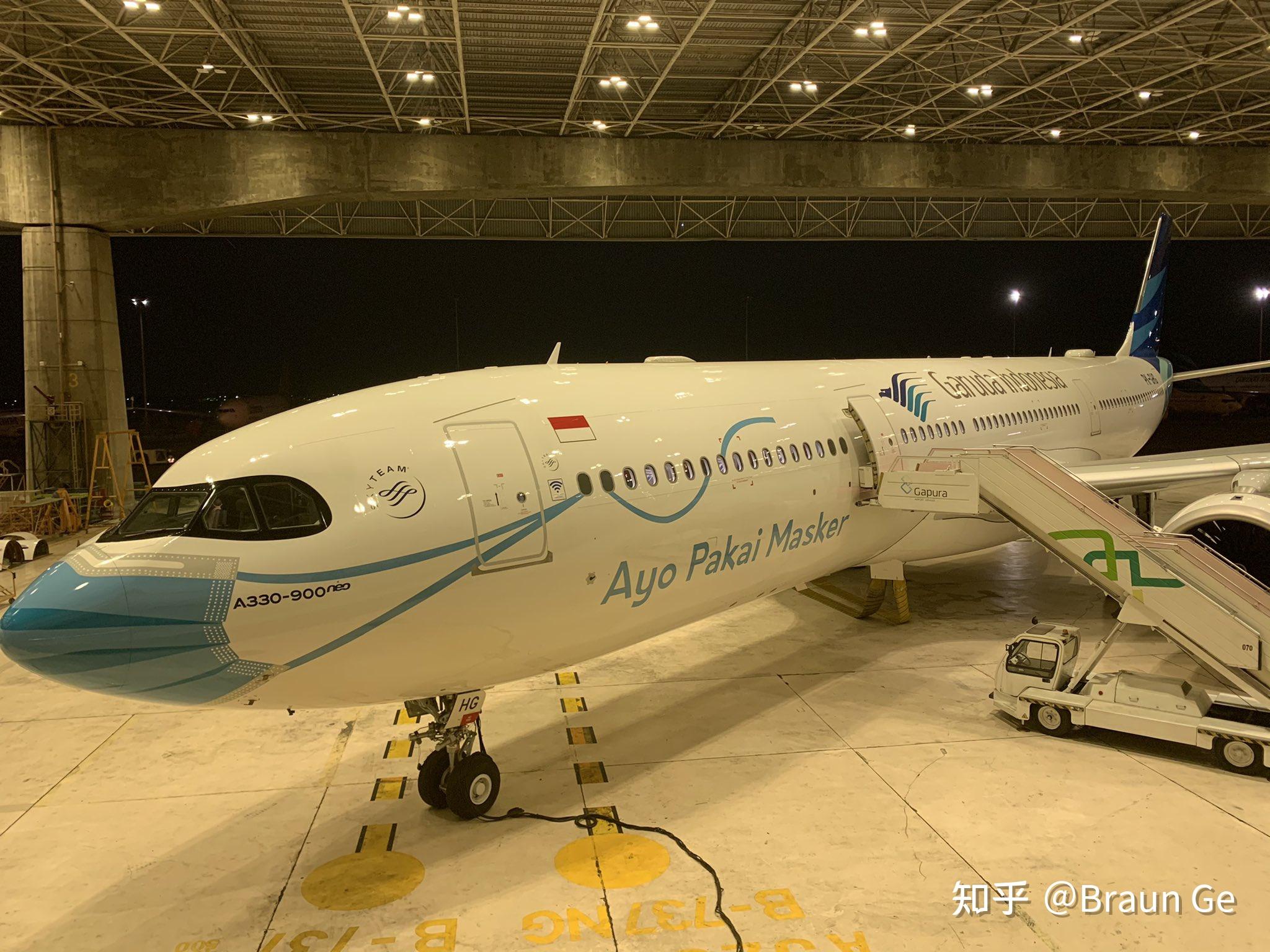 a350,787的黑墨镜晚上会影响驾驶员视线么?