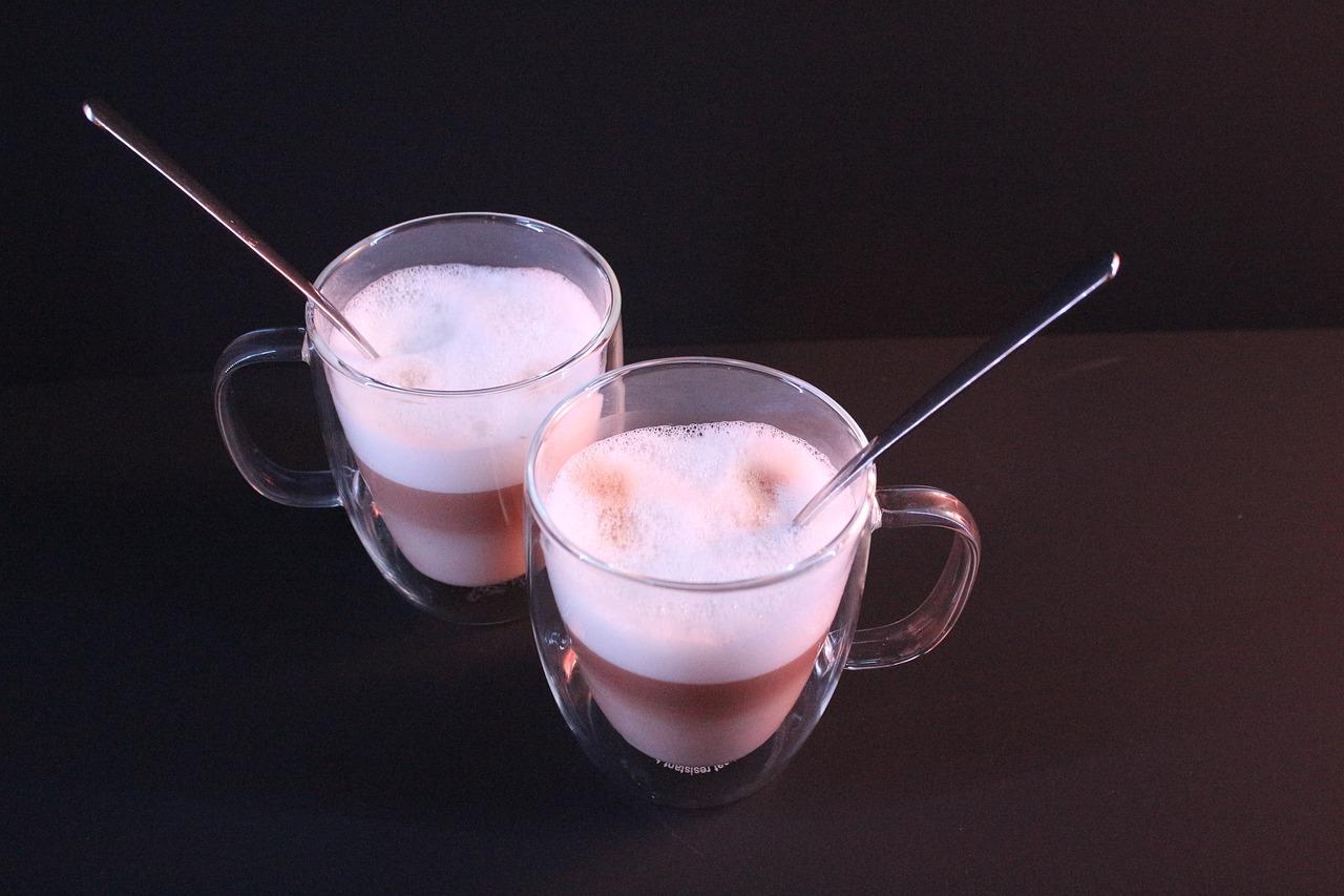 4. 耐热性咖啡杯