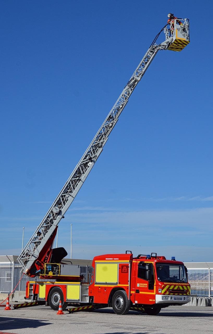 室内环境智能调节