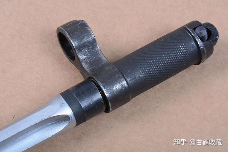 中国56三棱军刺短款伞兵三棱- 知乎