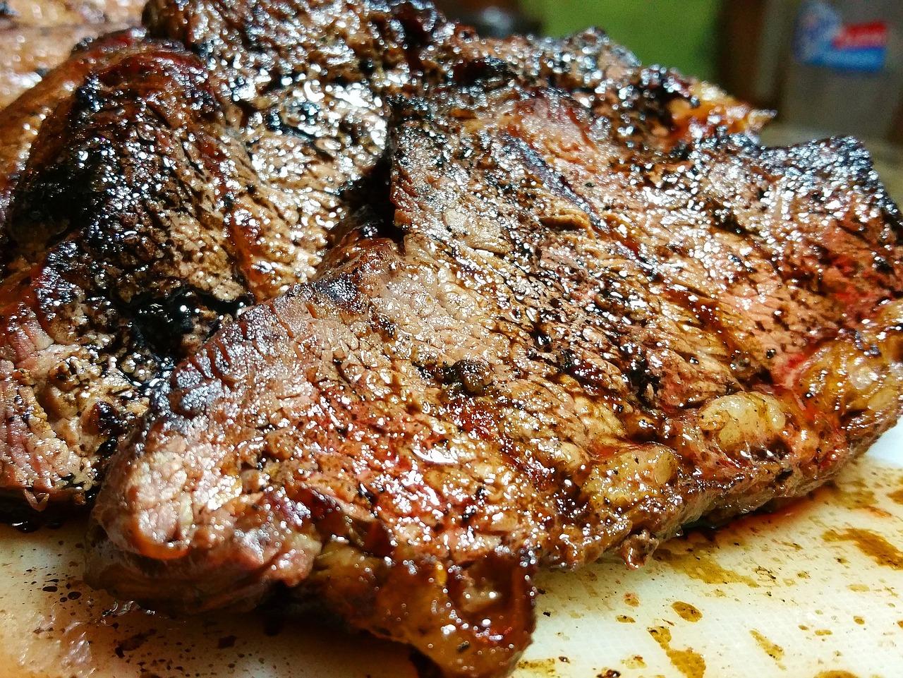 3. 炭火烧烤炉特点