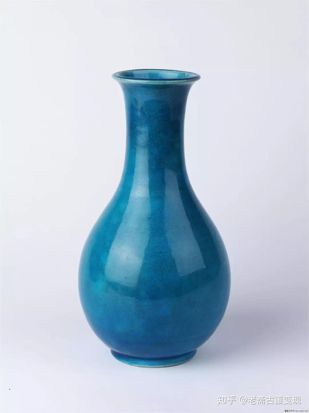 中国　明時代　孔雀藍釉壺　アンティーク　送料込み250503 A turquoise-glazed vase Qing dynasty, 18th century | 清十八