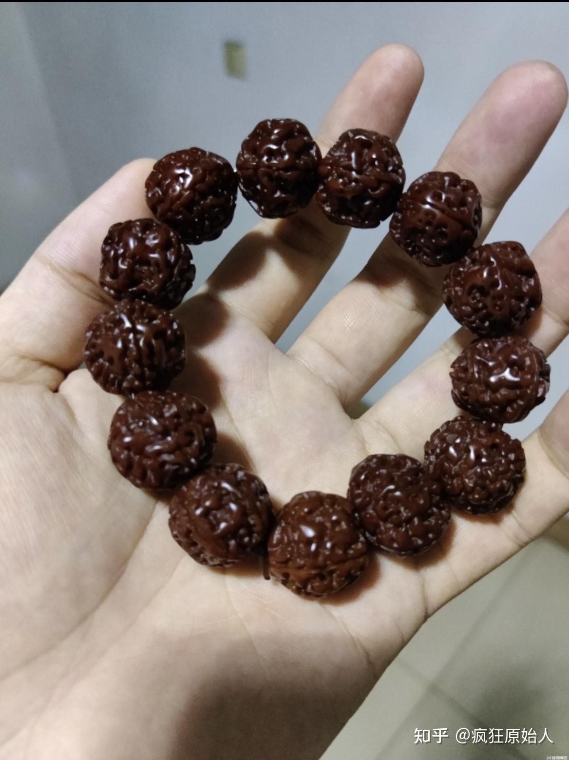 金刚盘玩一年以后反白怎么回事