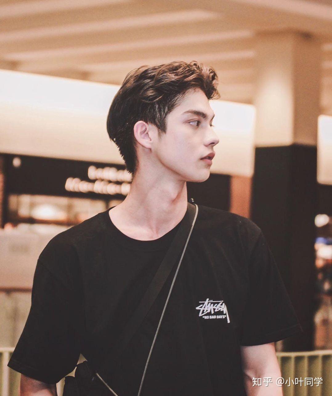 怎么评价泰剧只因我们天生一对假偶天成及饰演tine的win和饰演sarawat