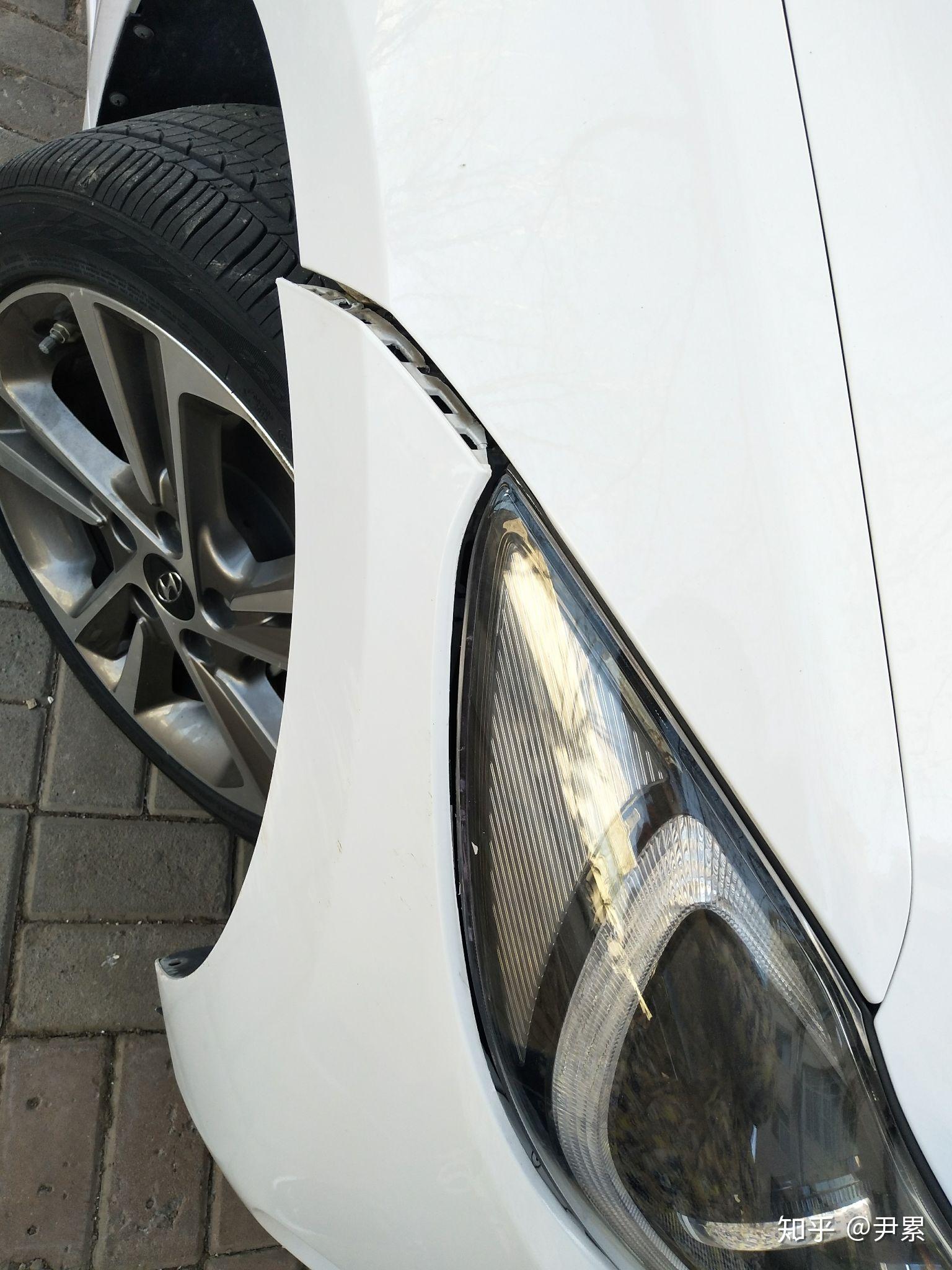 汽车保险杠卡扣刮开一边需要怎么修理