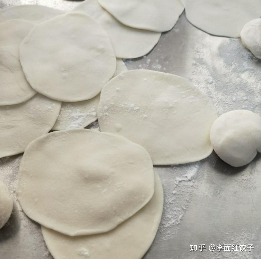 芹菜鸡蛋素馅饺子图片