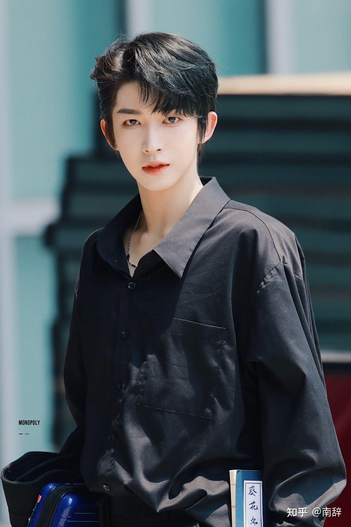 姐妹们,可以分享一些刘宇宝贝的高清图吗? - 知乎