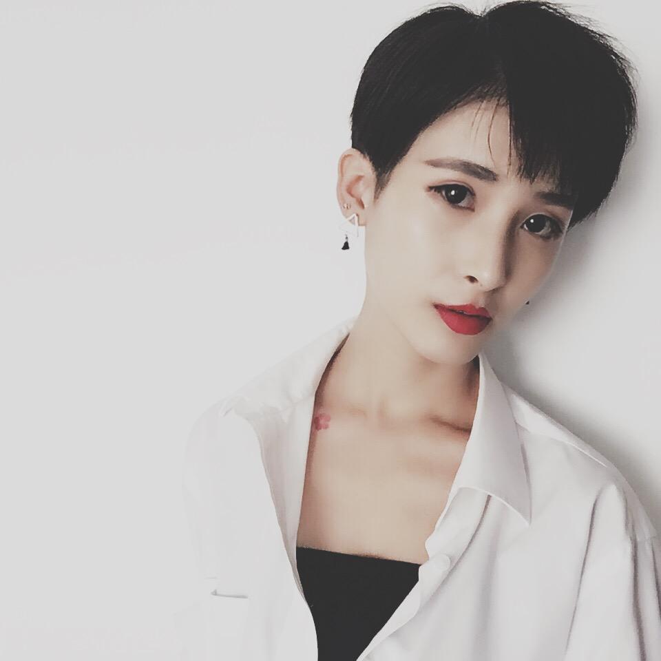 女生剪了短发后看起来比较英气是什么体验