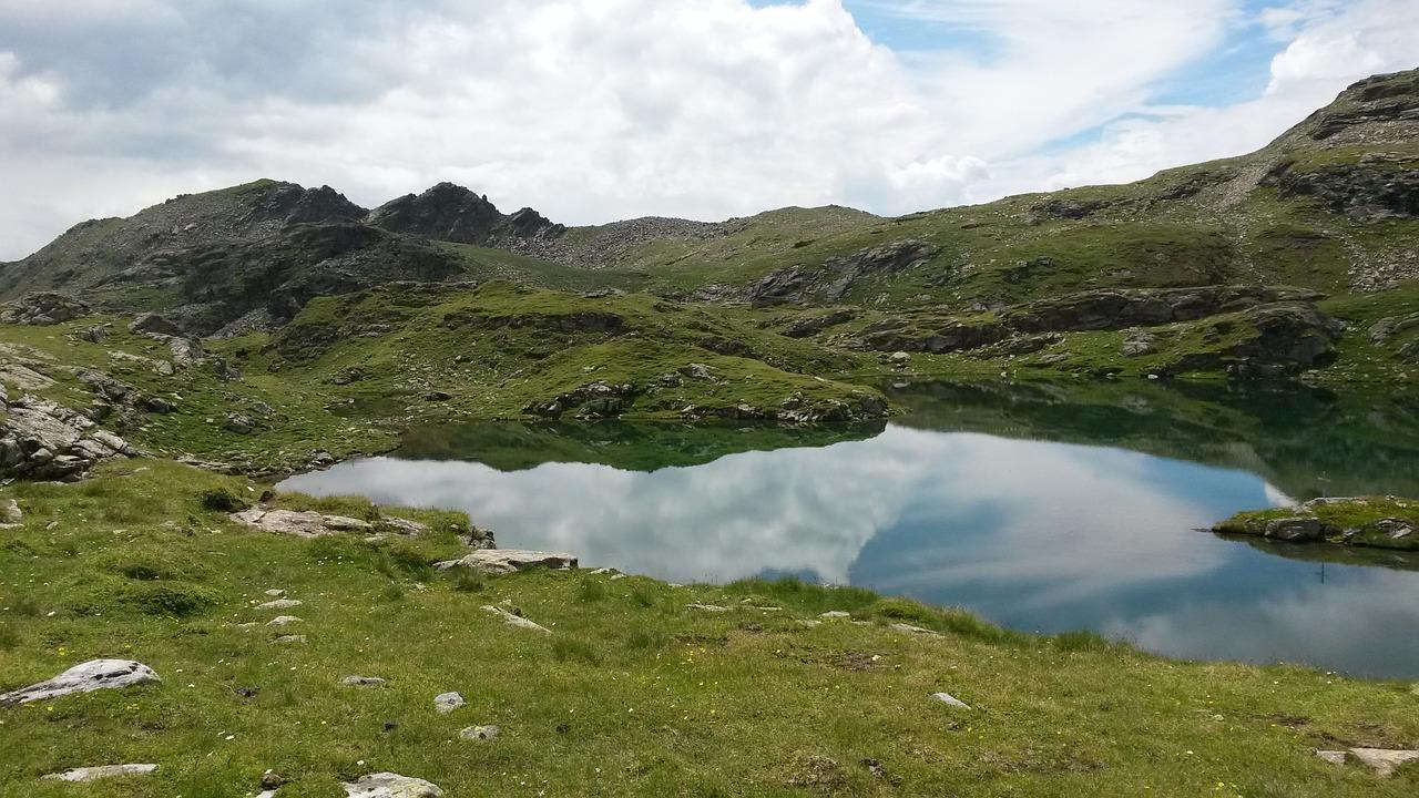大山和大海怎么形成的