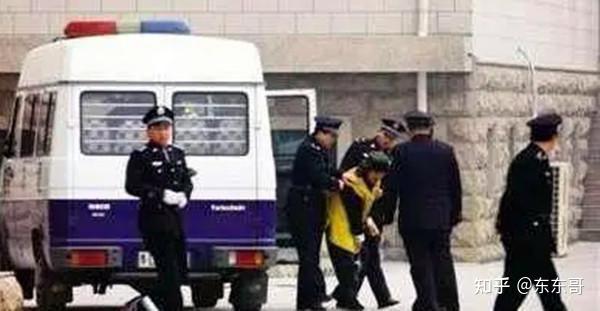 河南变态狂魔杨新海，3年杀害67人，强奸23人，上到77岁下到6岁小女孩！ - 知乎