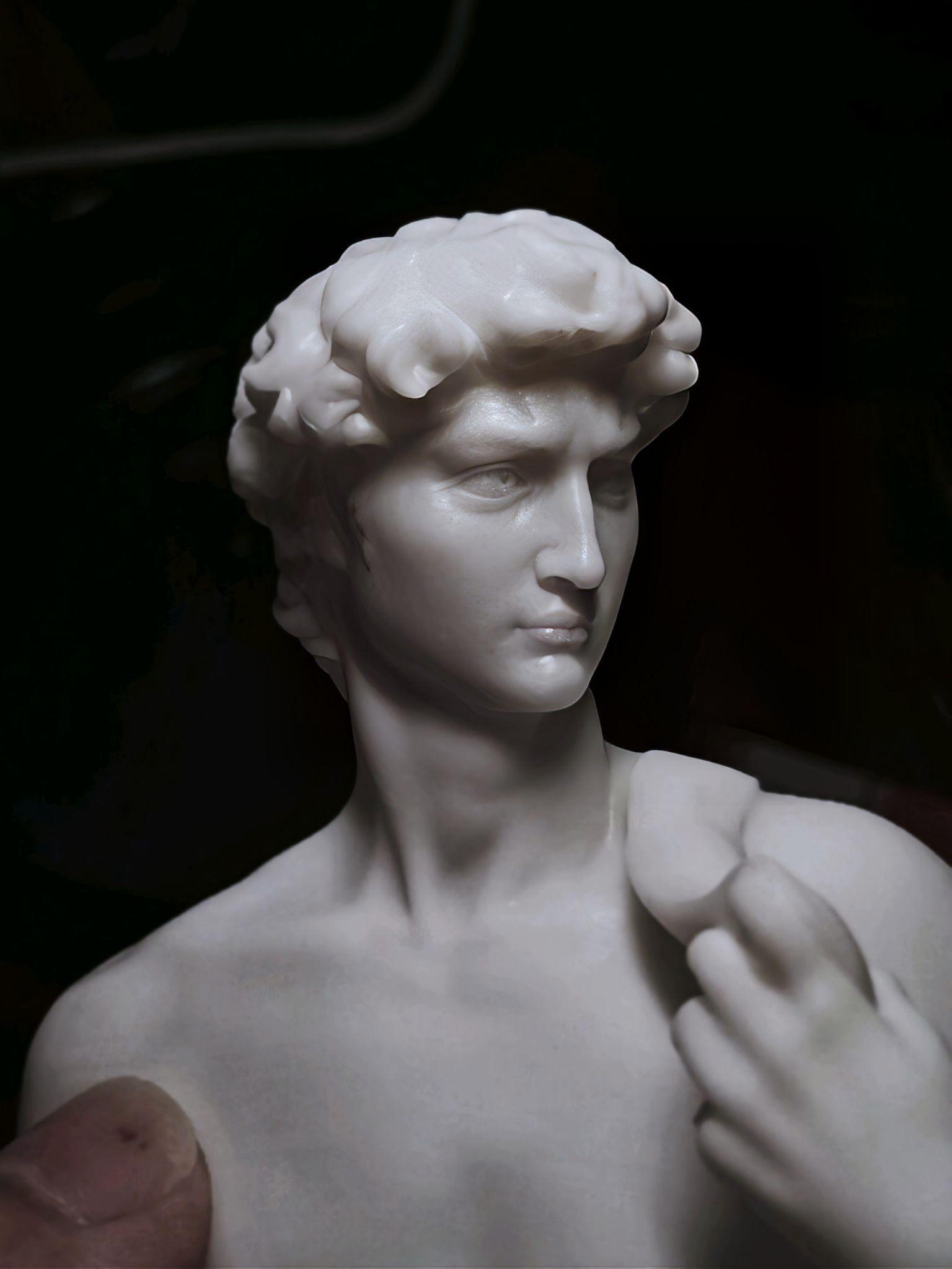 雕塑大卫像是谁的作品图片