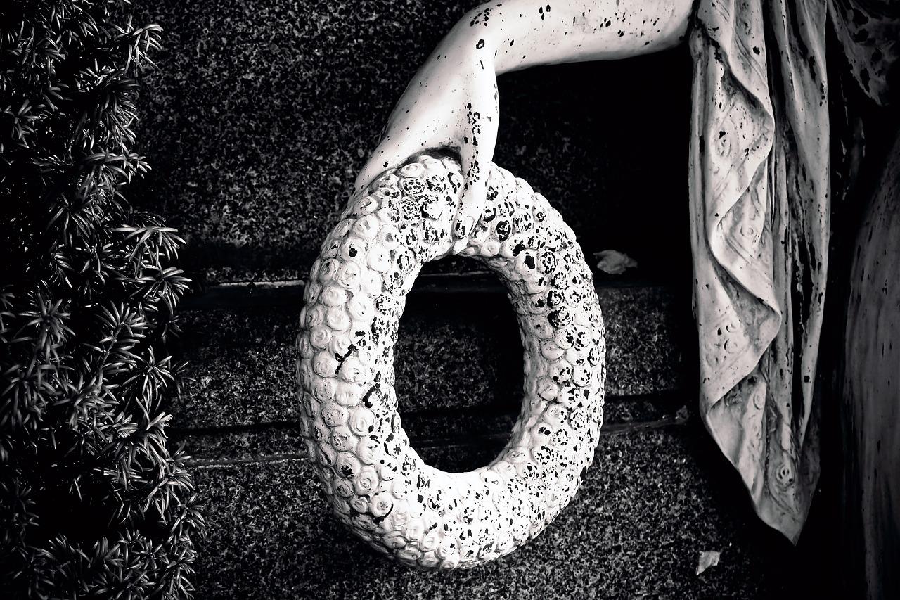 2. 坐便器安装距离