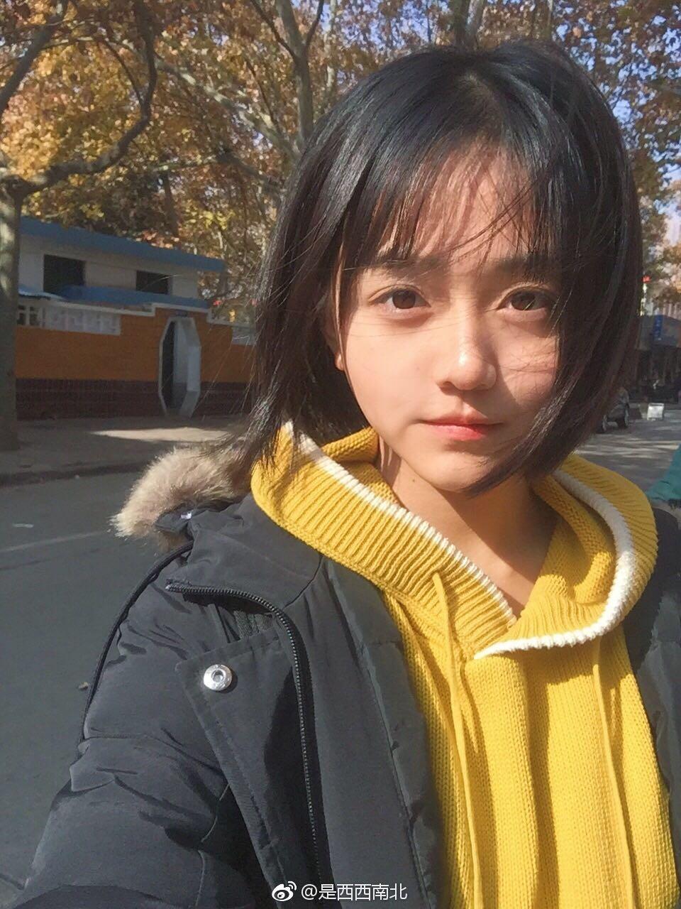 有哪些可爱女生的素颜照