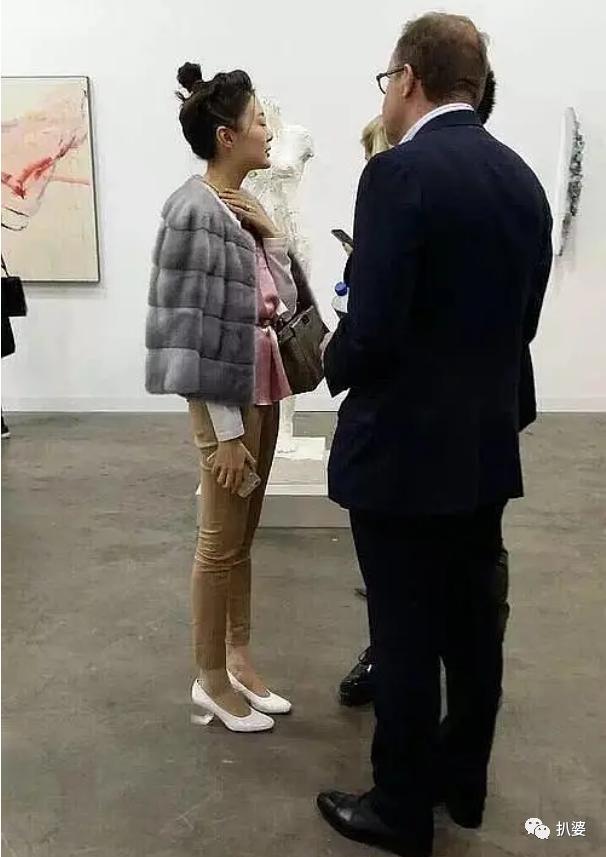 如何看待晚晚微博上发与范冰冰的合照? - 知乎
