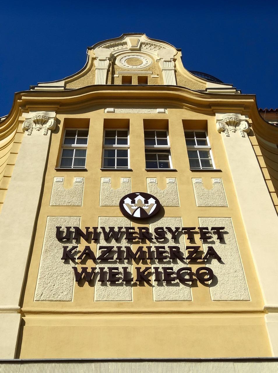 什么牌子彩钢琉璃瓦好