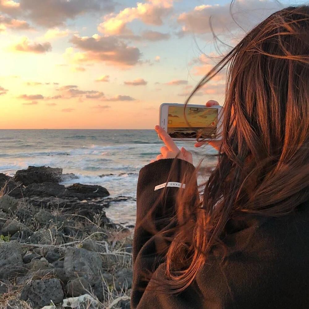 有什么好看又小众的女头像呢? - 知乎