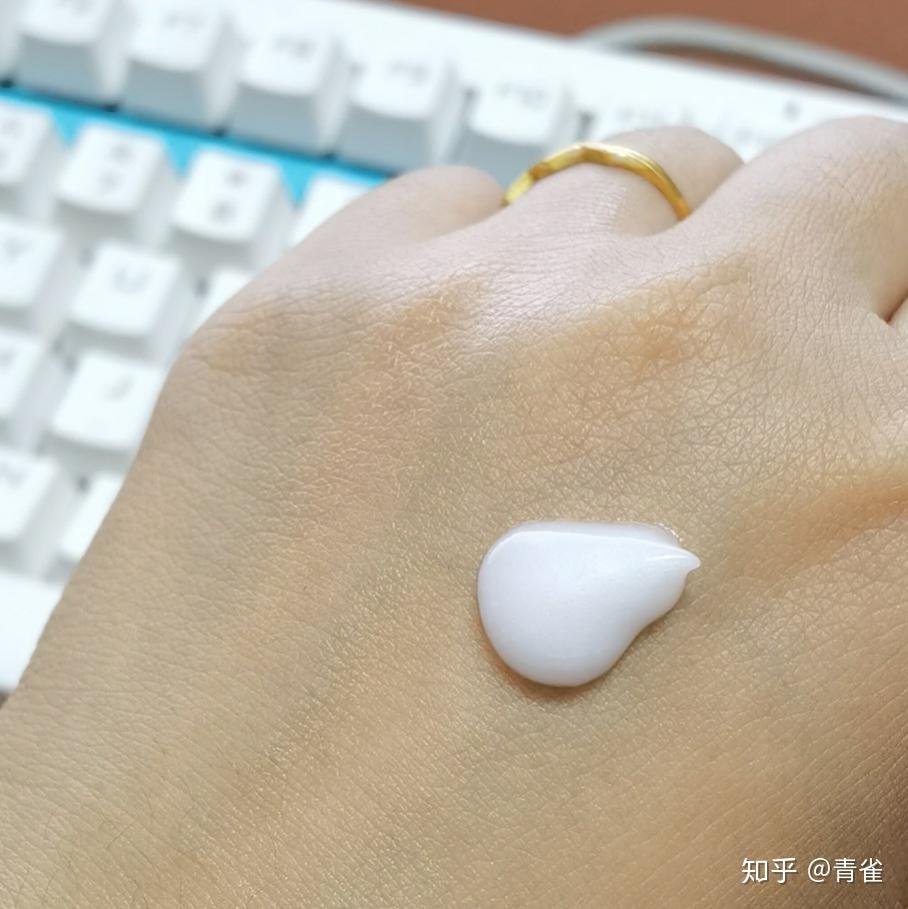 坚持涂身体乳半年有效果吗(坚持涂身体乳半年有效果吗女生)
