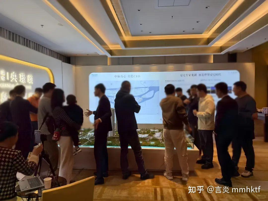 猛料！龙湖亚伦·央璟颂杀到，户型图抢先看... - 知乎
