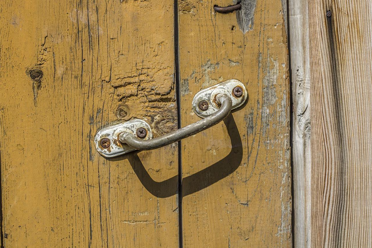 地弹簧大小如何确定