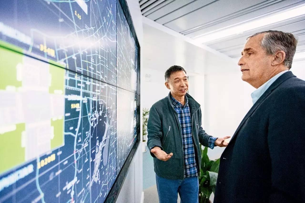 为什么有争议的王坚把阿里云做起来了? - 知乎