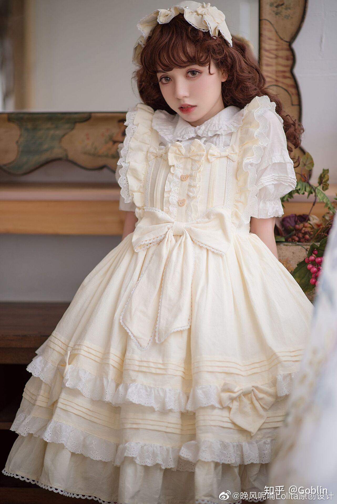 对大胸女生有什么lo服或者是jk制服可以推荐的吗?qaq. - 知乎