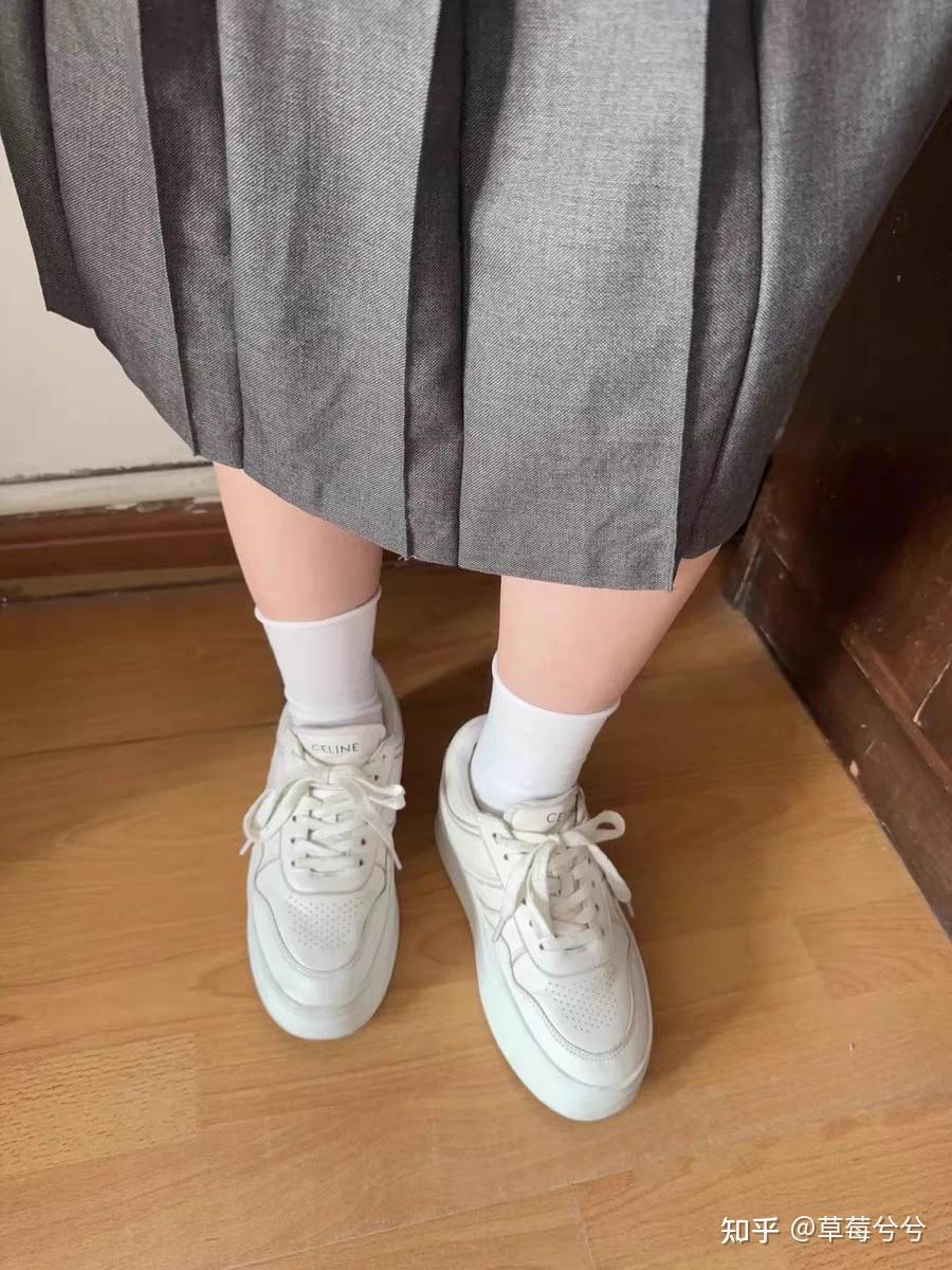 白袜 