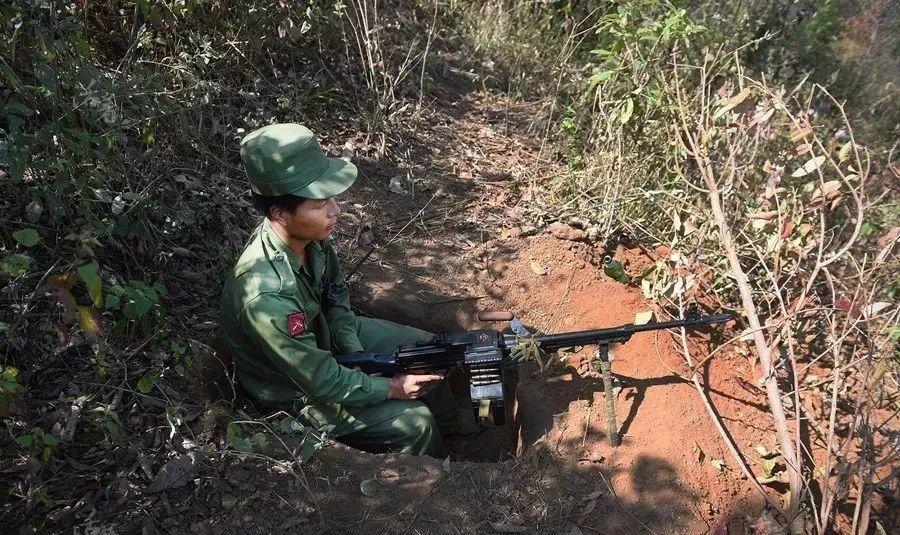 缅甸雇佣兵照片图片