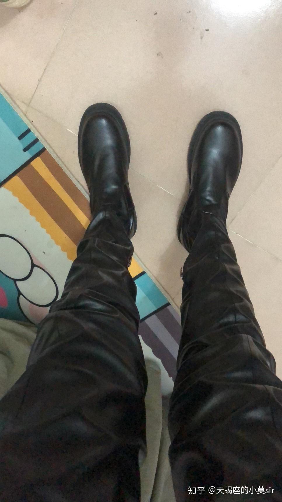 男生,喜欢穿过膝高根长靴,大家怎么看?