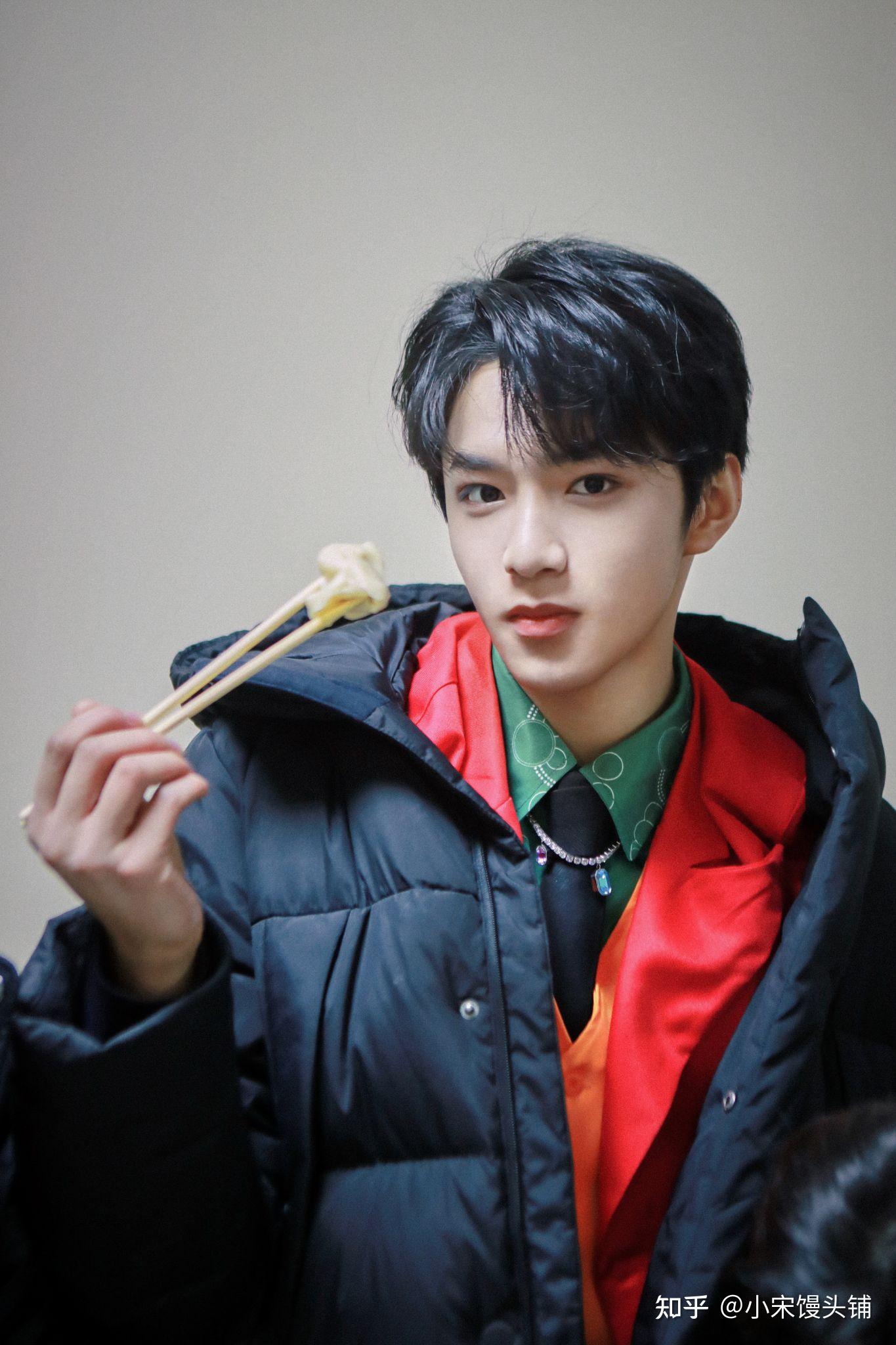 重度脸盲患者想要入坑时代少年团,分不清每个人,请问