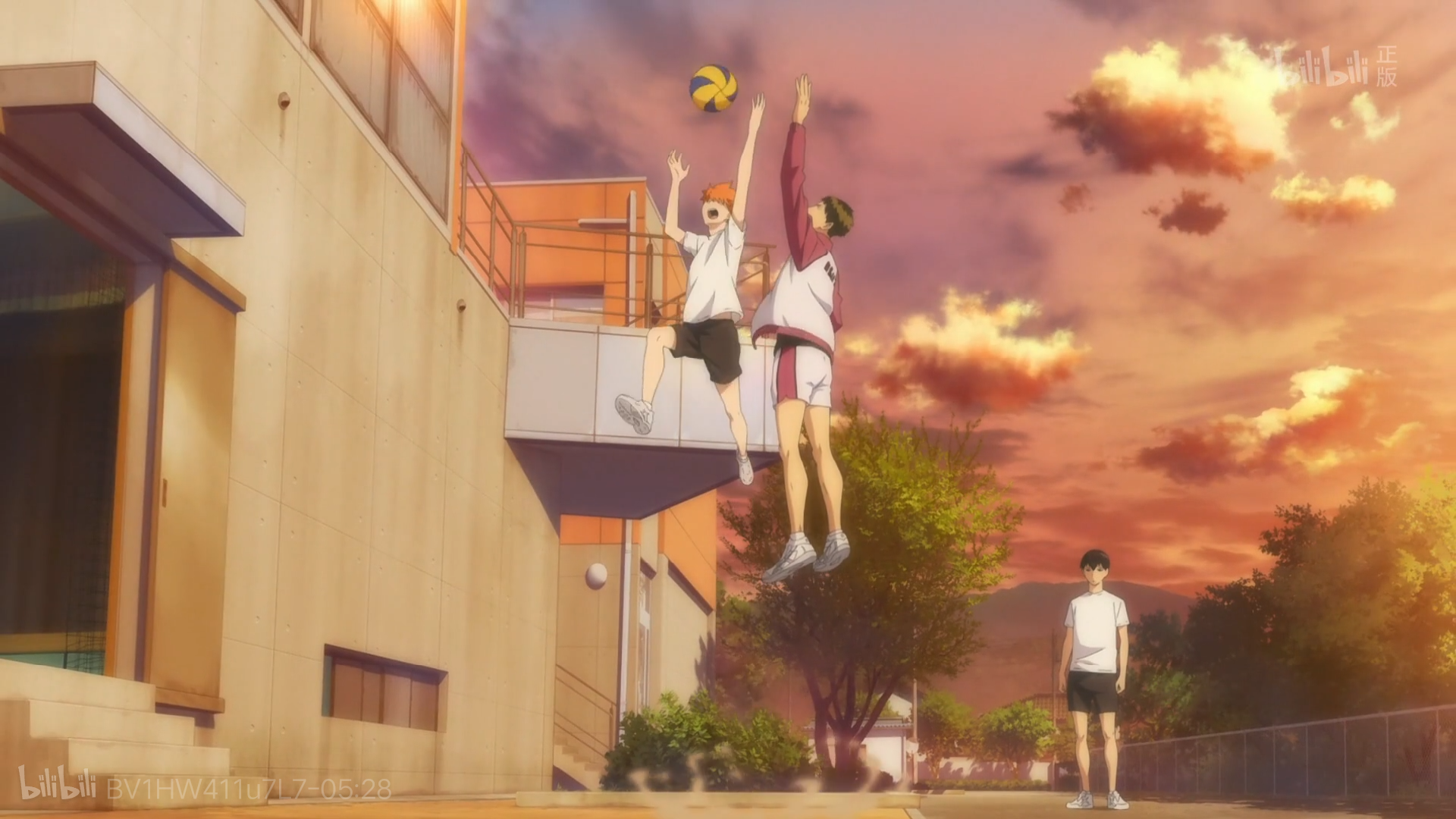 能不能推荐小众却剧情很棒的动漫