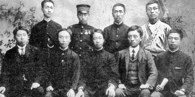 毛主席送章士钊的神秘礼物,两只桃李各五斤,其中寓意让人感动 - 知乎