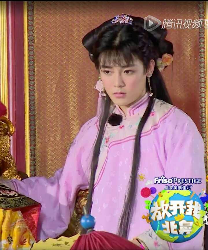 如何评价侯明昊的颜值?-侯明昊人品怎么样