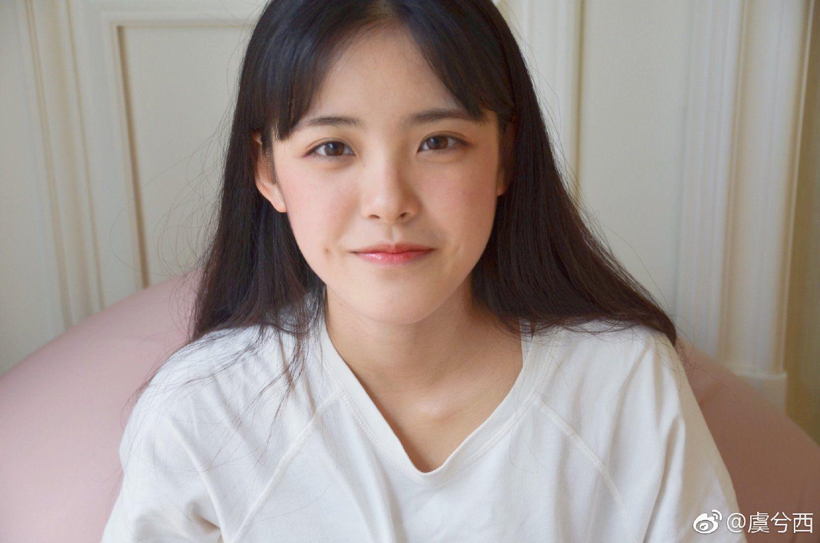 高中时素颜就好看的女生长大化妆后岂不是逆天吗? - 知乎