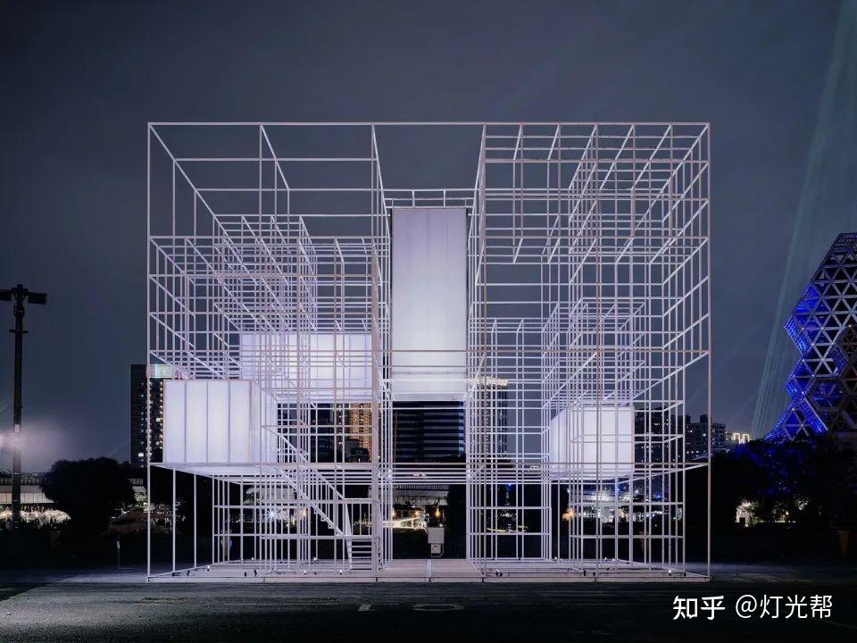 脉动的发光箱体,装置艺术“THE CUBE 谧静立方” - 知乎