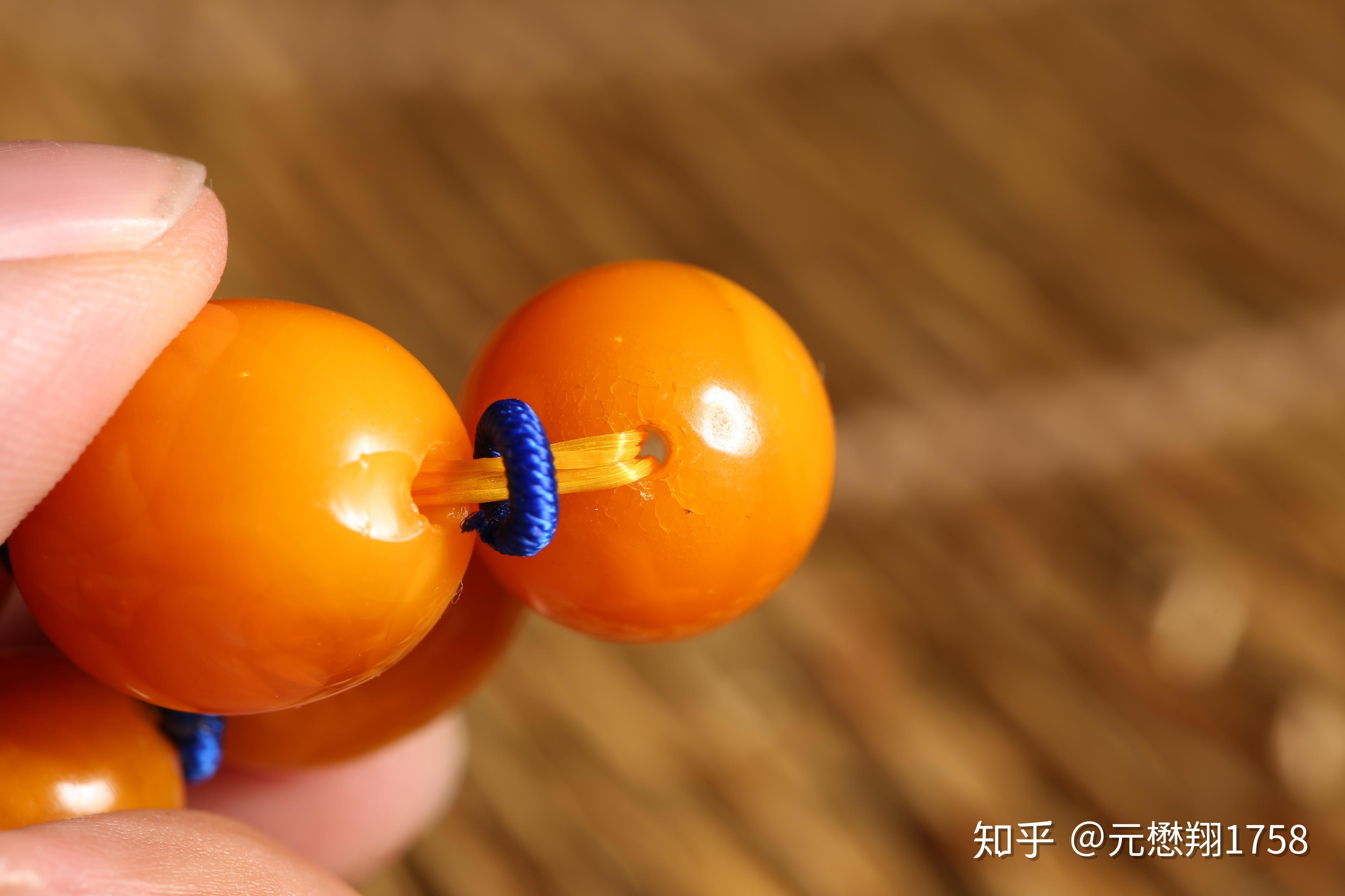 蜜蜡俄料乌料盘玩到最后颜色有没有区别