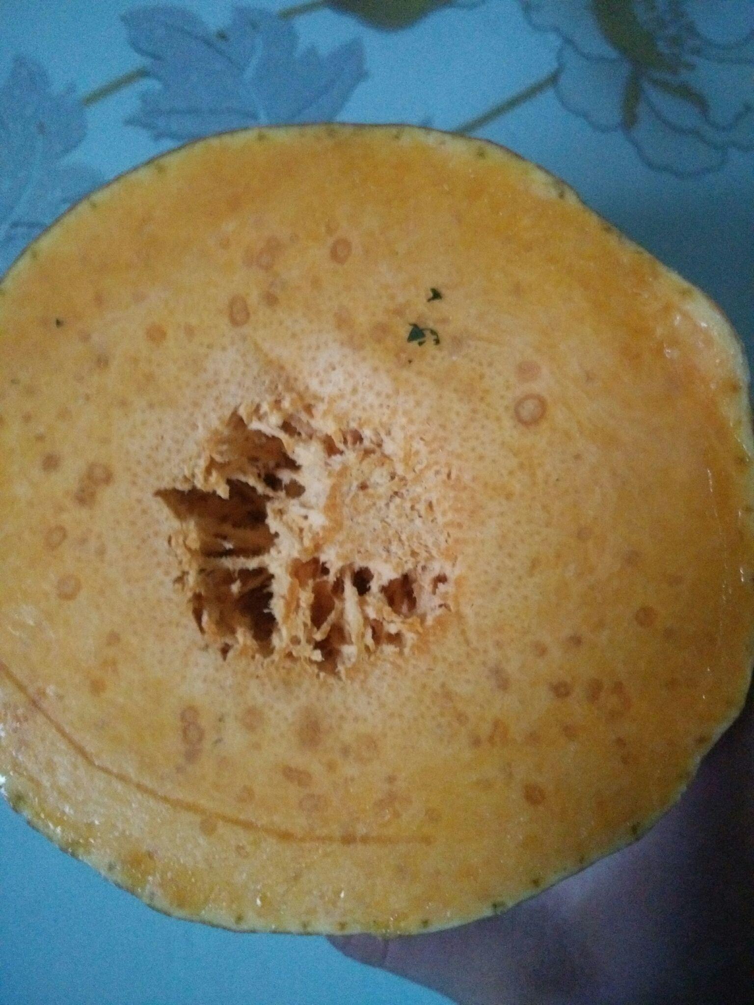 南瓜切开后有斑点怎么回事