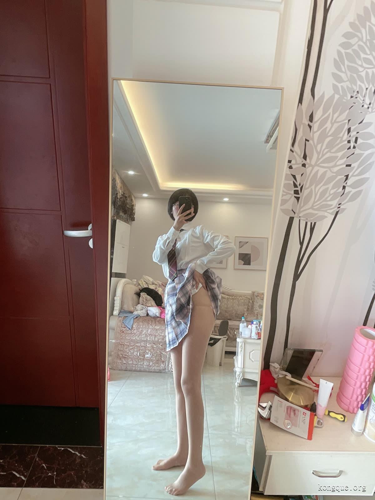 胜利的小生活 – 微密圈套图&视频[10套-2024.11]-佳人吧