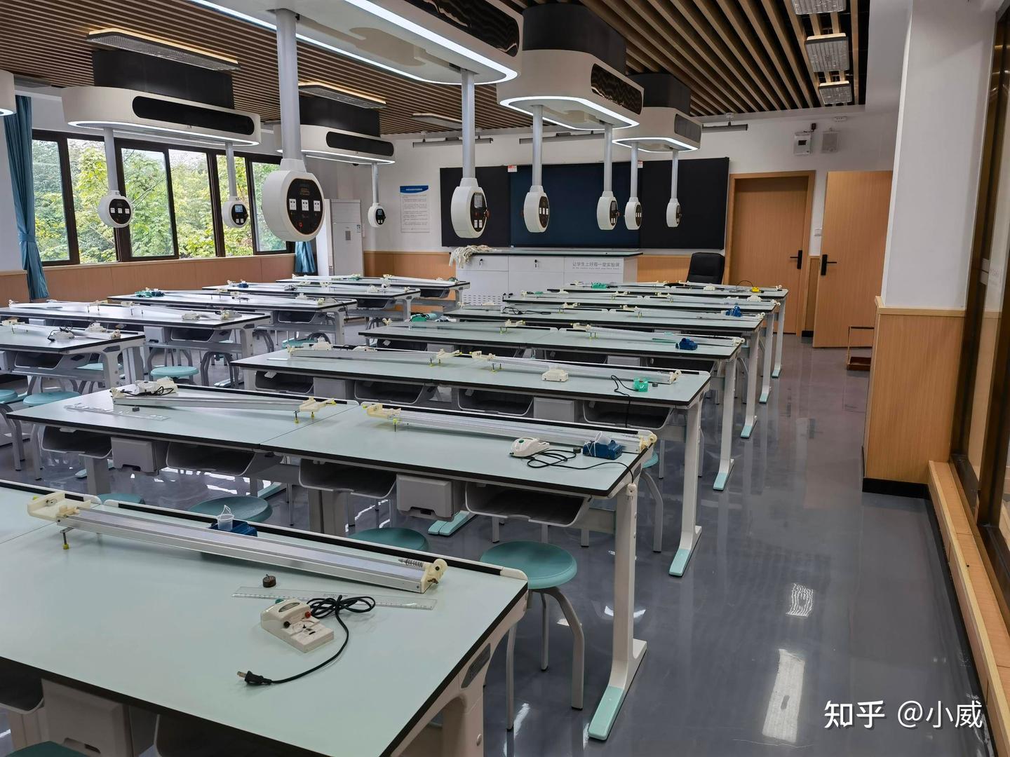 高中物理创新实验室有哪些建设要求 - 知乎