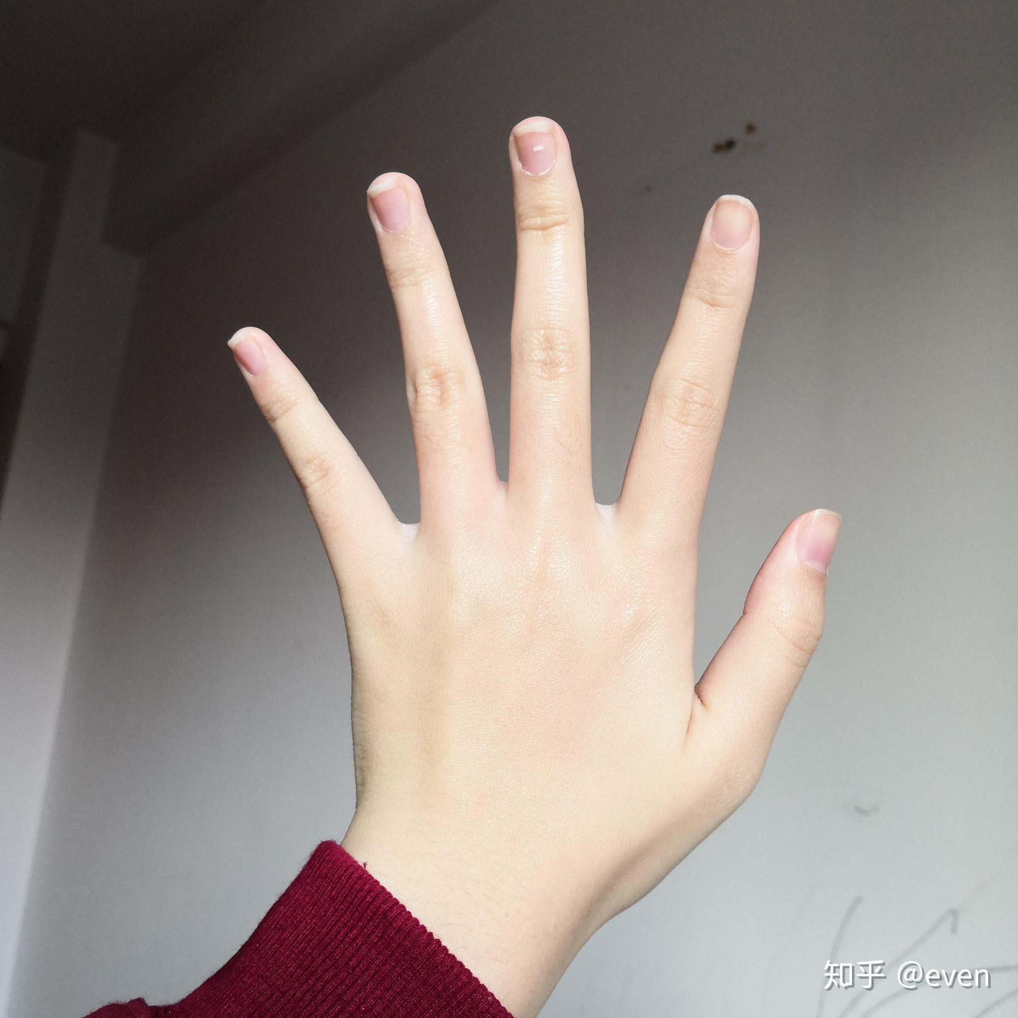 如何能让自己的手变得修长好看