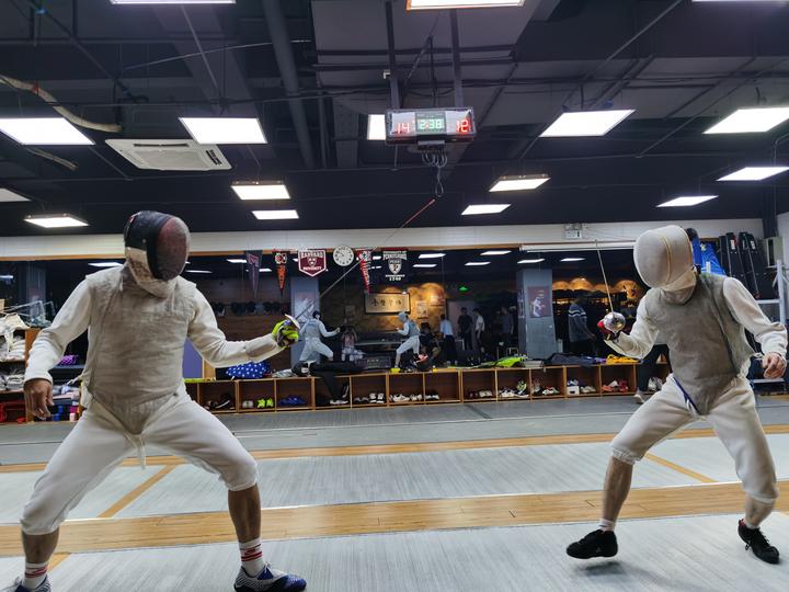 击剑基础：实战姿势的解读 - 知乎
